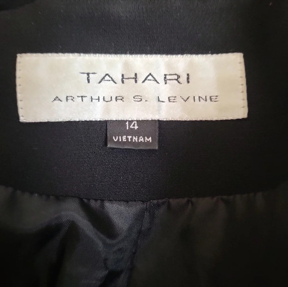 Tahari Arthur S. Levine Black Blazer 14 - Picture 5 of 6